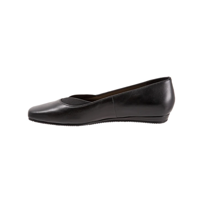 SoftWalk Viana Women's Leather Square Toe Comfort Flat - Black
