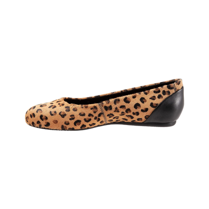 SoftWalk Women's Sonoma Leather Ballet Flat - Tan Cheetah