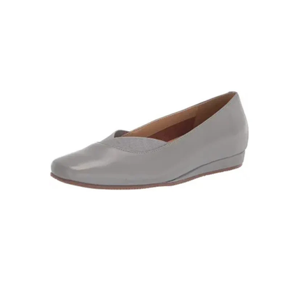 SoftWalk Women’s Viana Flat Square-Toe Leather Shoes Misty Blue